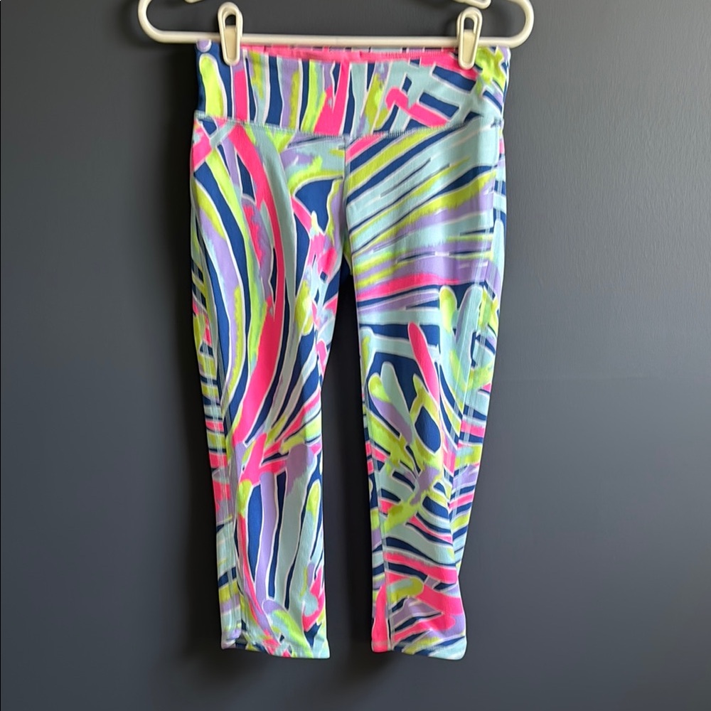 Lilly Pulitzer Luxeletic Capri Leggings